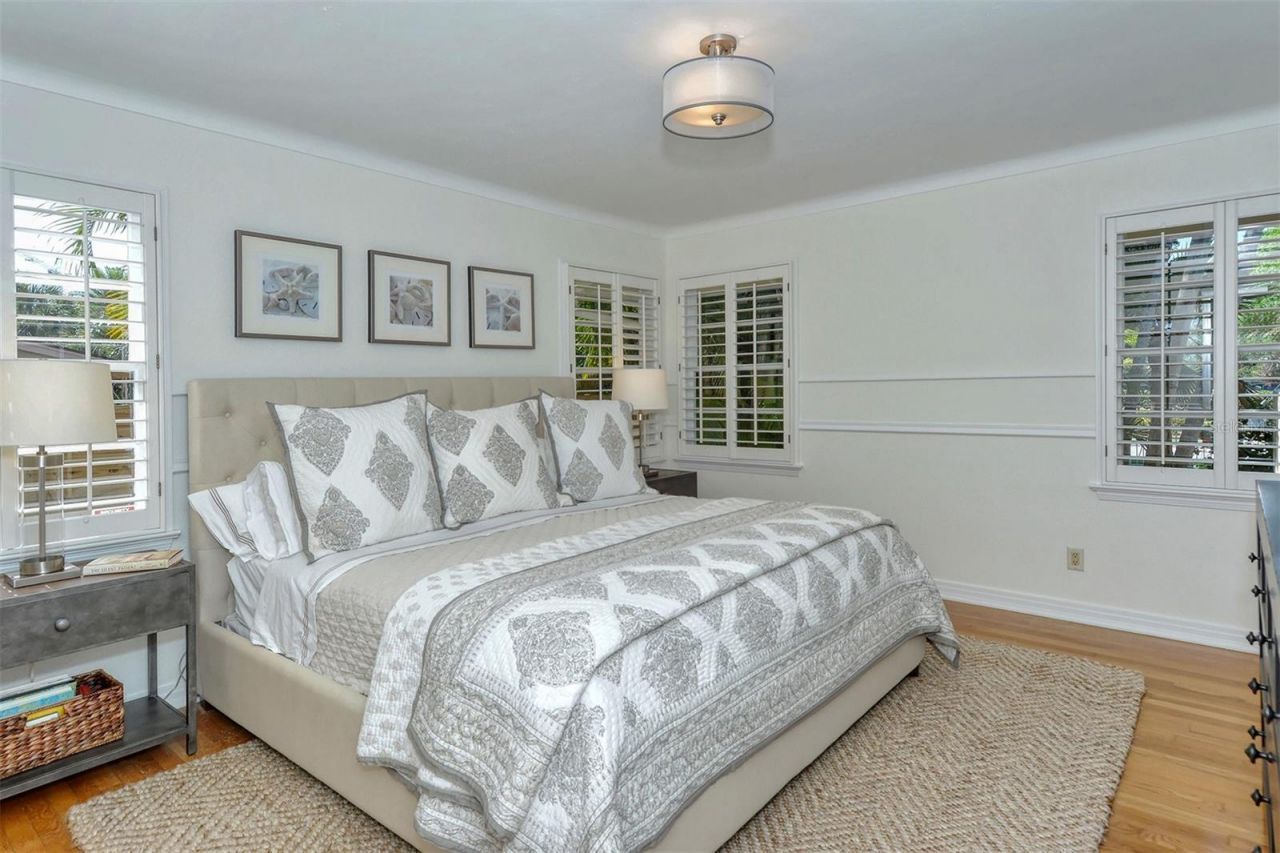 1747 Waldemere Street, Sarasota, FL 34239 Photo