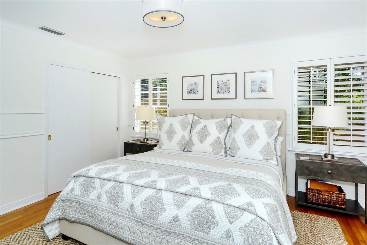 1747 Waldemere Street, Sarasota, FL 34239 Photo