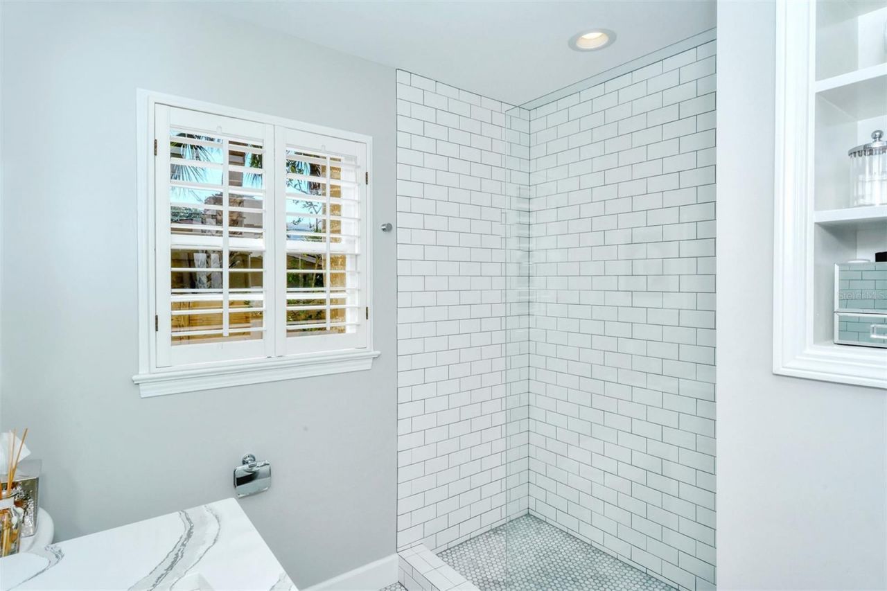 1747 Waldemere Street, Sarasota, FL 34239 Photo