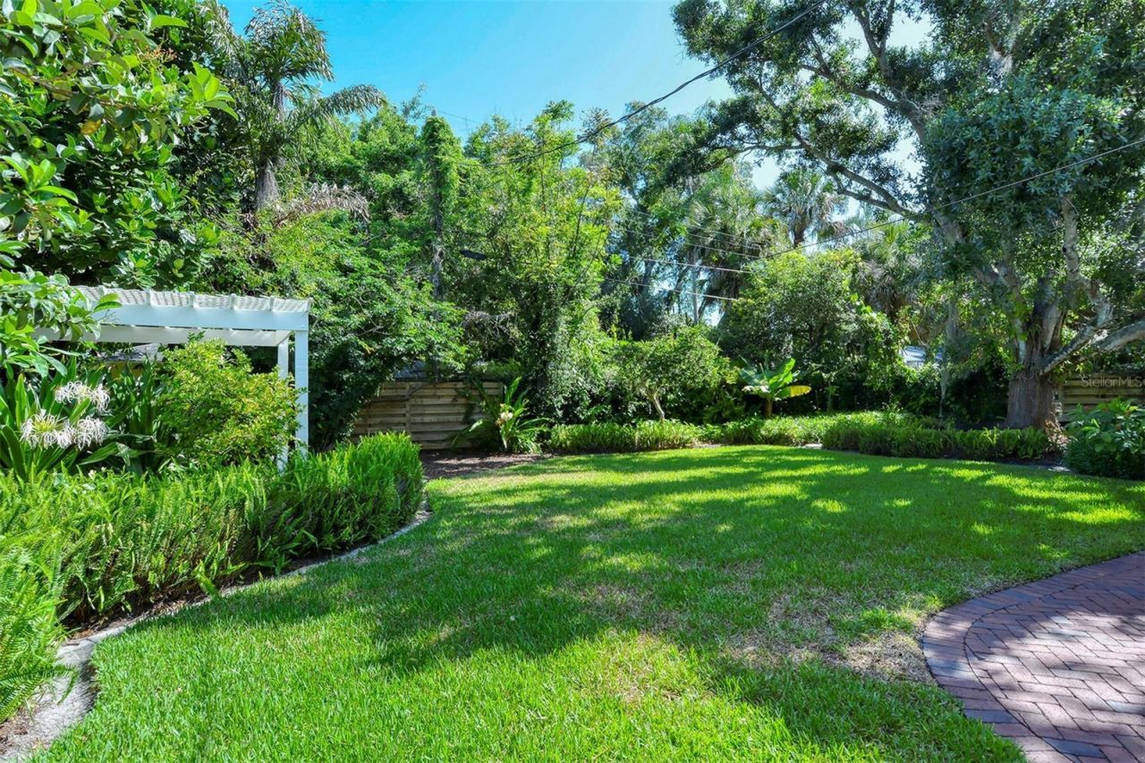 1747 Waldemere Street, Sarasota, FL 34239 Photo