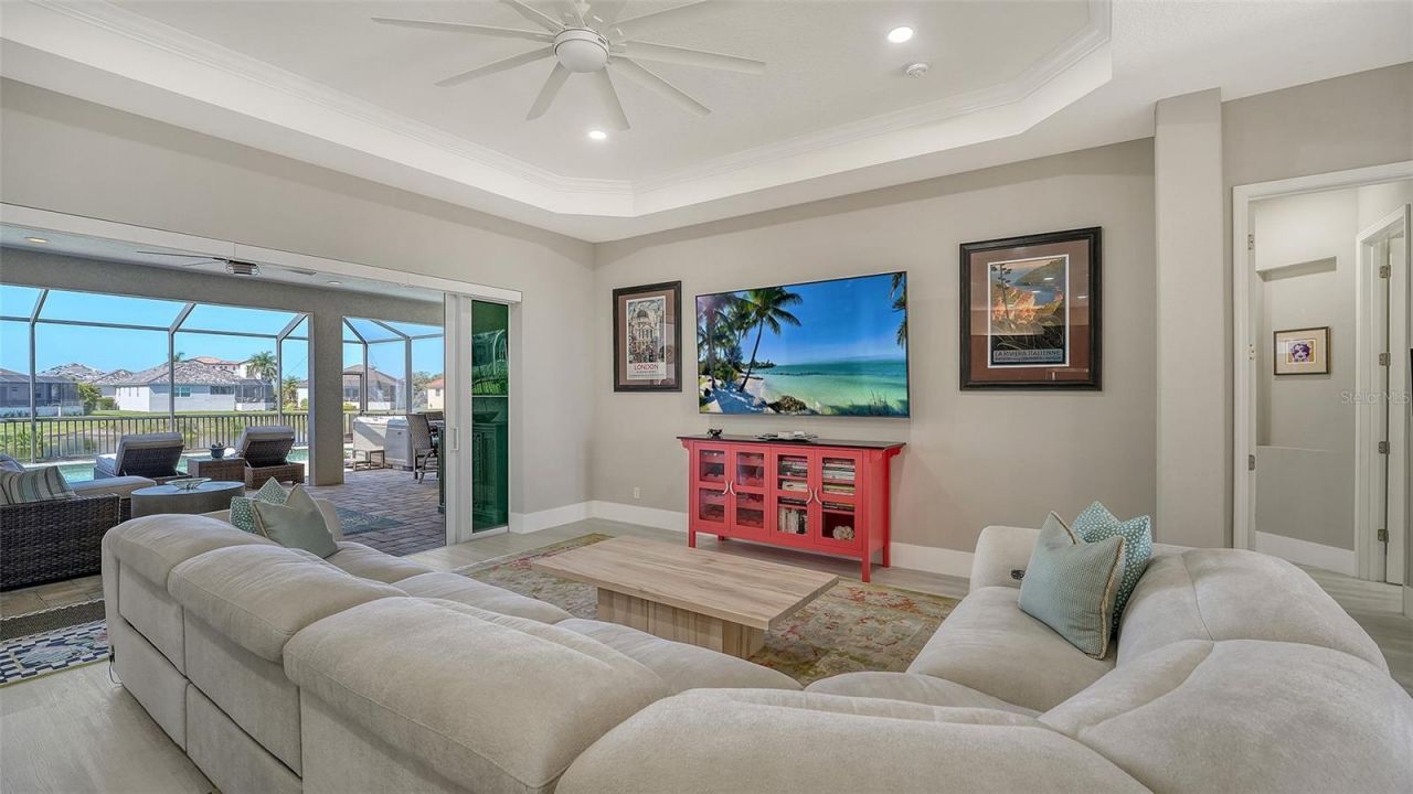 6220 Signature Pointe Lane, Bradenton, FL 34210 Photo