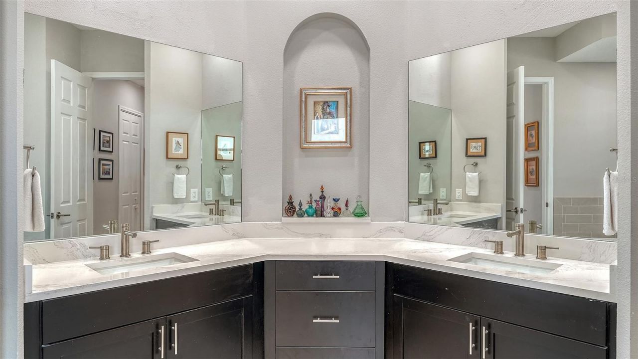 6220 Signature Pointe Lane, Bradenton, FL 34210 Photo