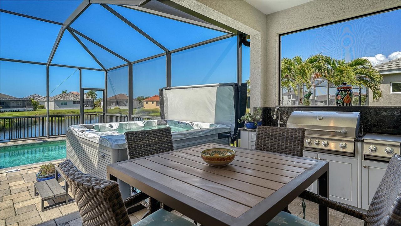 6220 Signature Pointe Lane, Bradenton, FL 34210 Photo