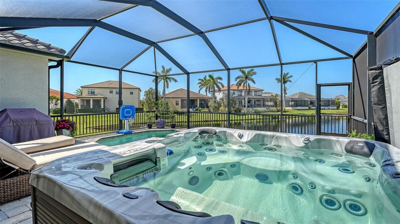 6220 Signature Pointe Lane, Bradenton, FL 34210 Photo