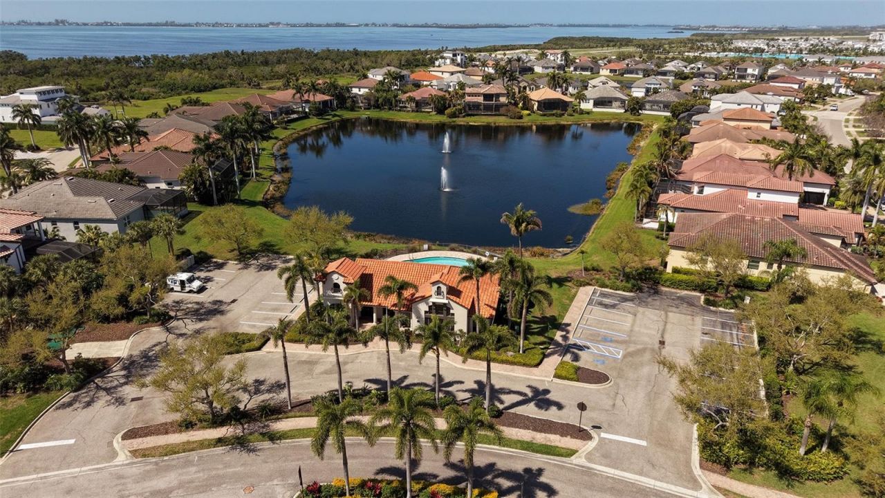 6220 Signature Pointe Lane, Bradenton, FL 34210 Photo