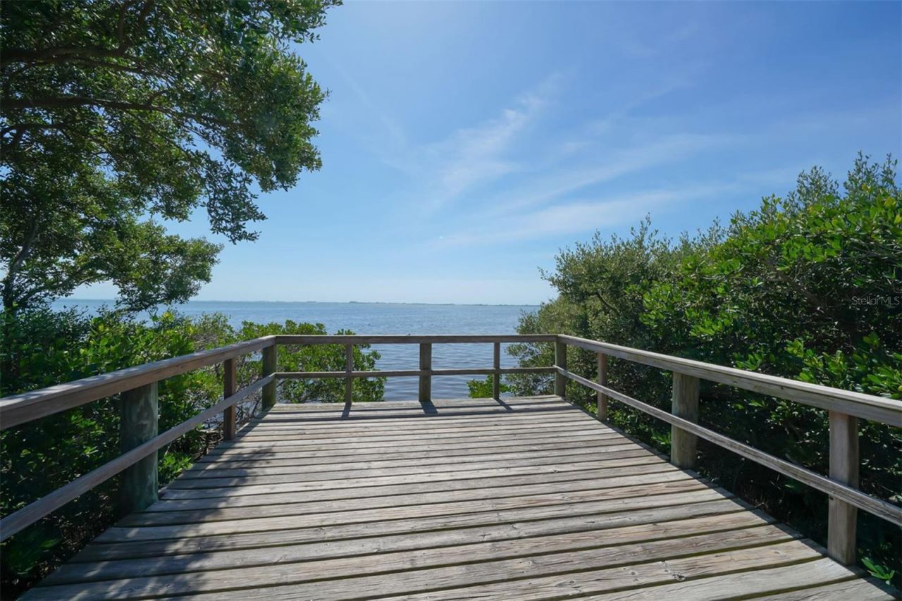 6220 Signature Pointe Lane, Bradenton, FL 34210 Photo