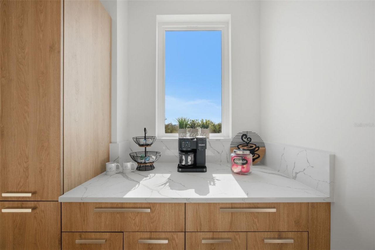 5956 Aqua Reserve Boulevard, New Port Richey, FL 34652 Photo