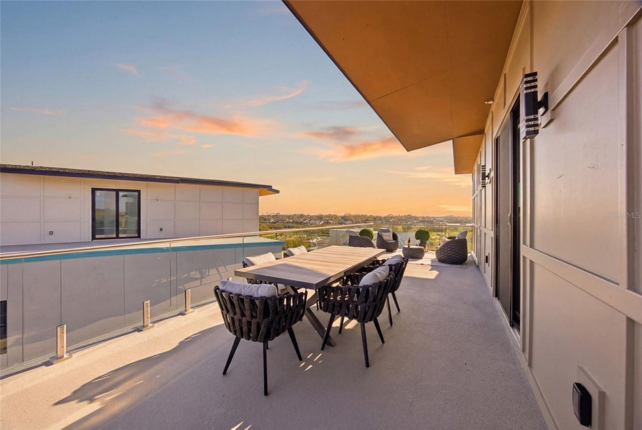 5956 Aqua Reserve Boulevard, New Port Richey, FL 34652 Photo