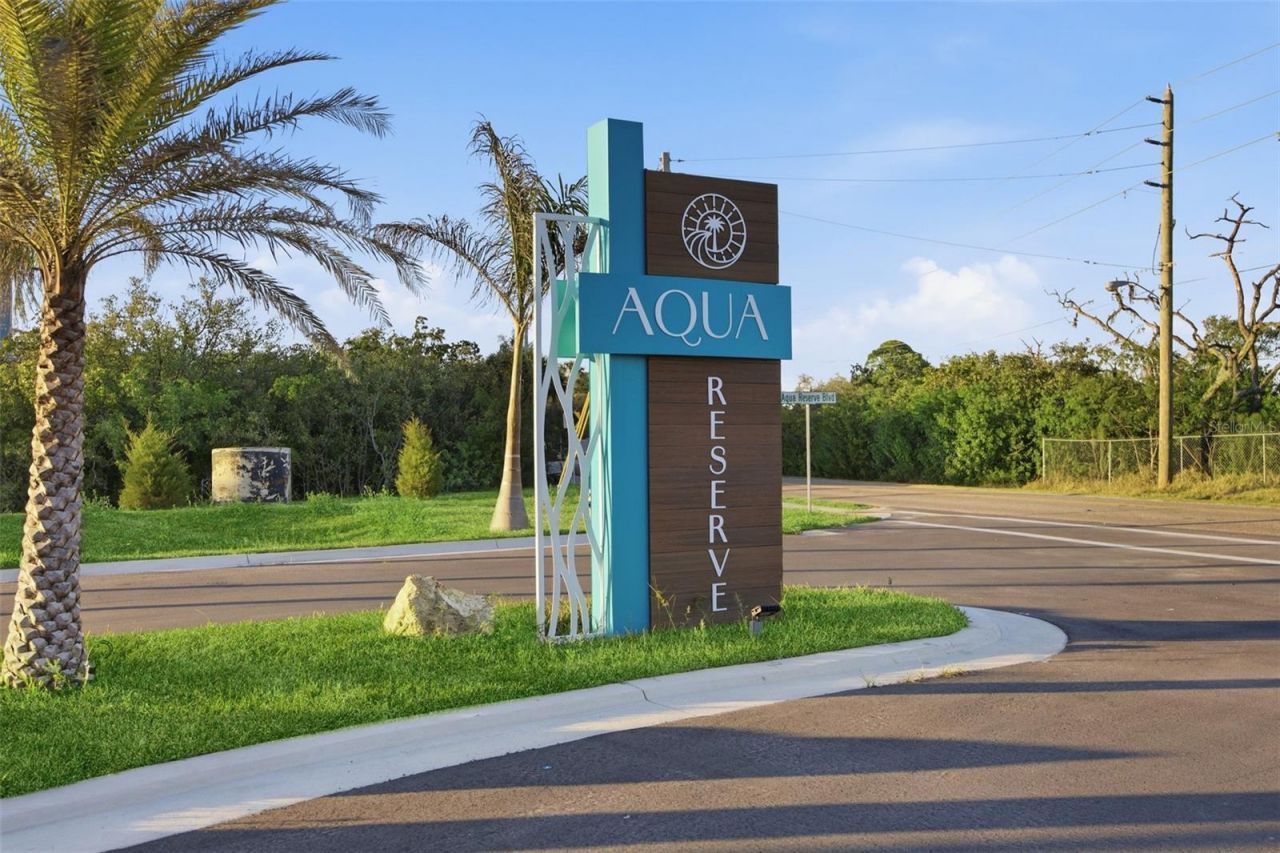 5956 Aqua Reserve Boulevard, New Port Richey, FL 34652 Photo