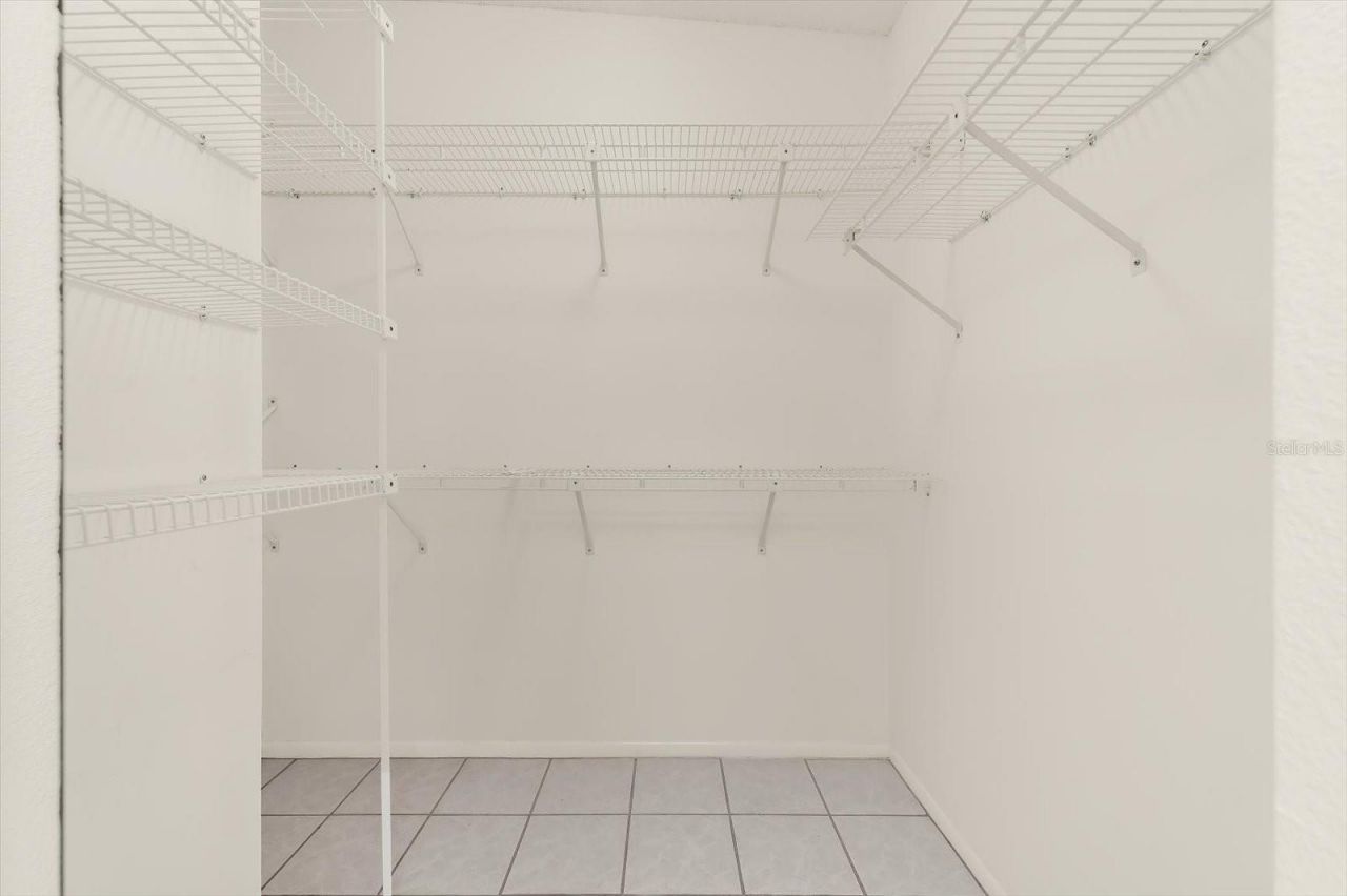 5608 Garden Lakes Drive, Bradenton, FL 34203 Photo