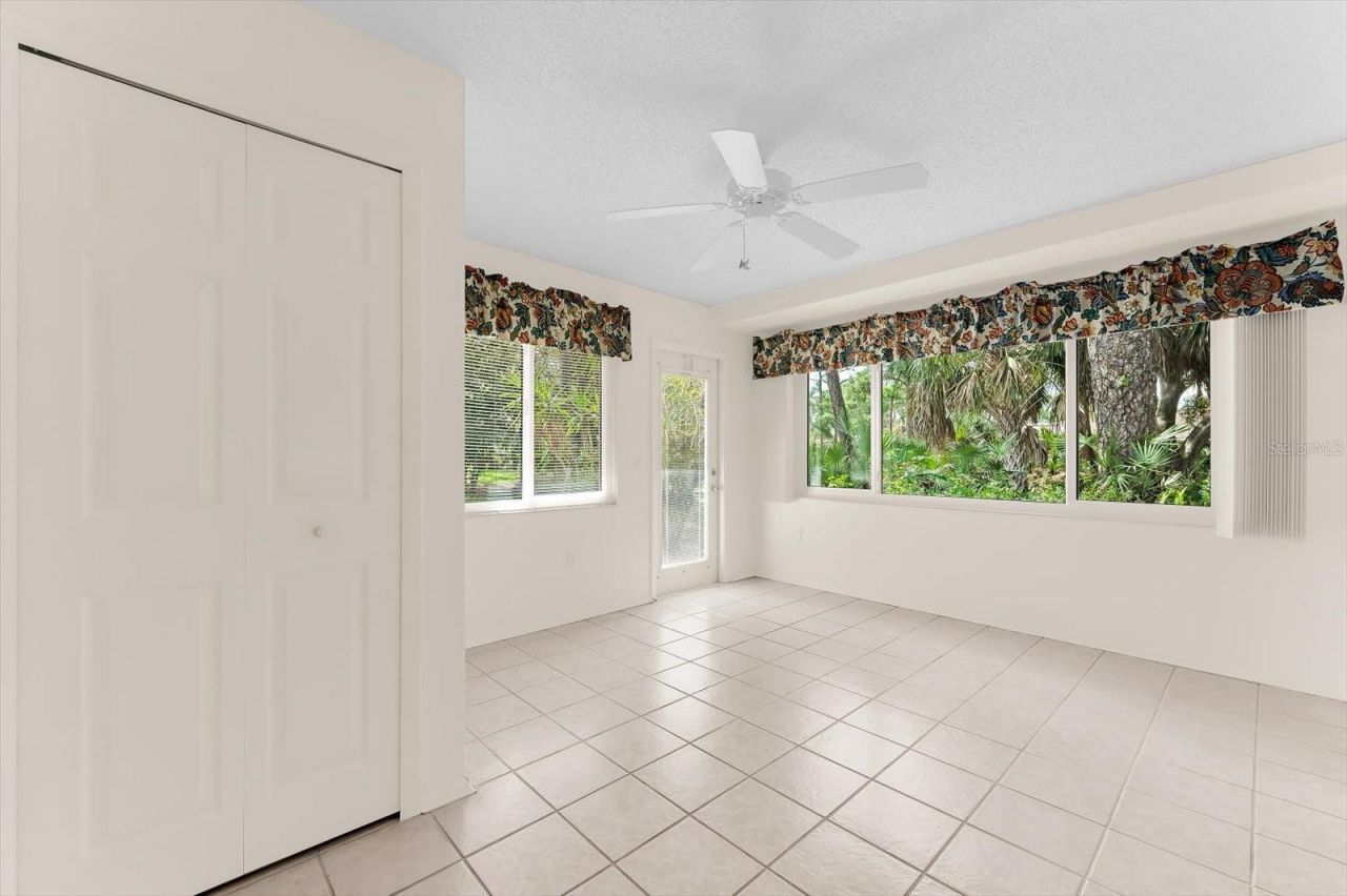 5608 Garden Lakes Drive, Bradenton, FL 34203 Photo