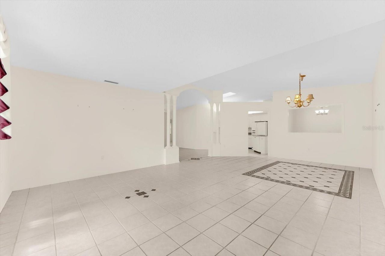 5608 Garden Lakes Drive, Bradenton, FL 34203 Photo