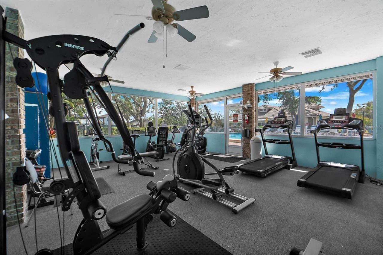 5608 Garden Lakes Drive, Bradenton, FL 34203 Photo