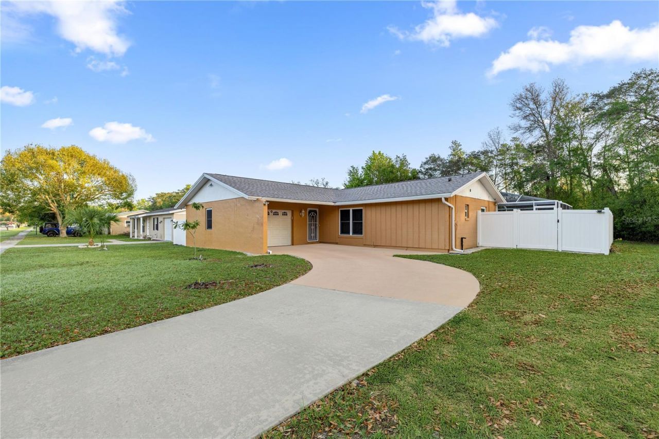 14475 SW 34th Terrace Road, Ocala, FL 34473 Main Photo