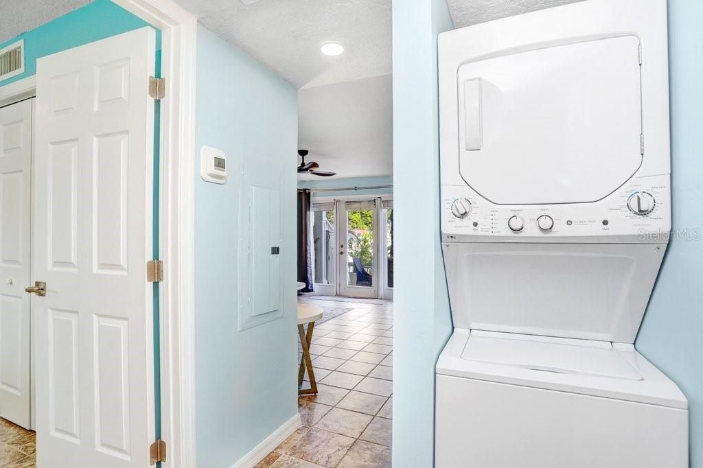 5012 Starfish Drive Se, Unit B, Saint Petersburg, FL 33705 Photo