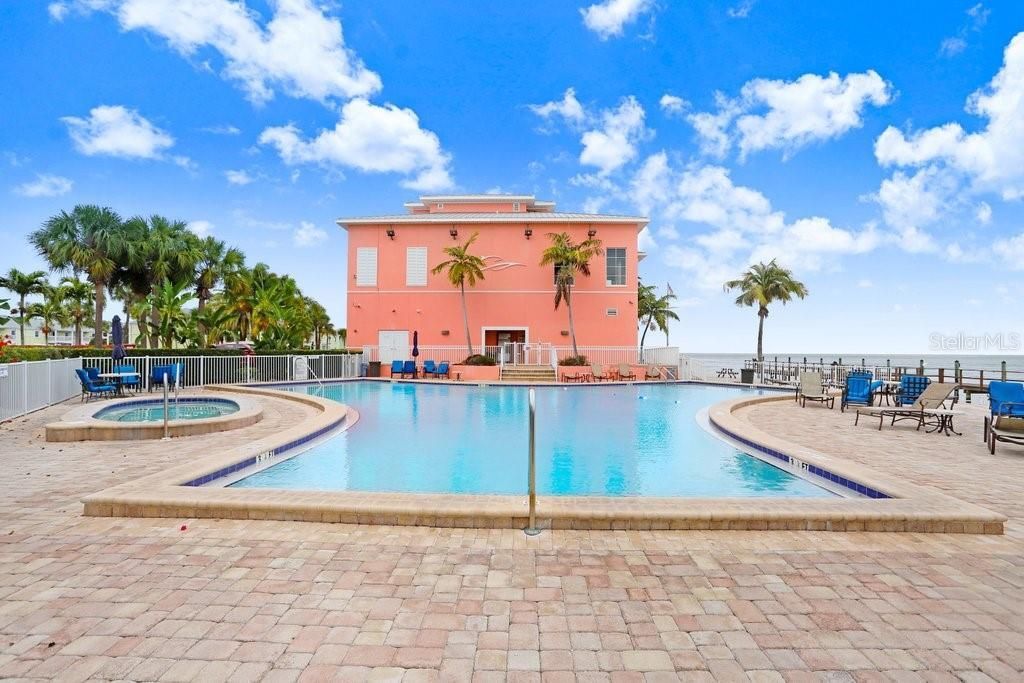 5012 Starfish Drive Se, Unit B, Saint Petersburg, FL 33705 Photo