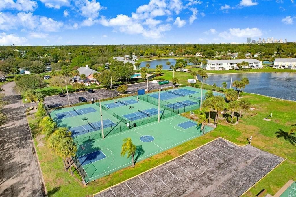 5012 Starfish Drive Se, Unit B, Saint Petersburg, FL 33705 Photo