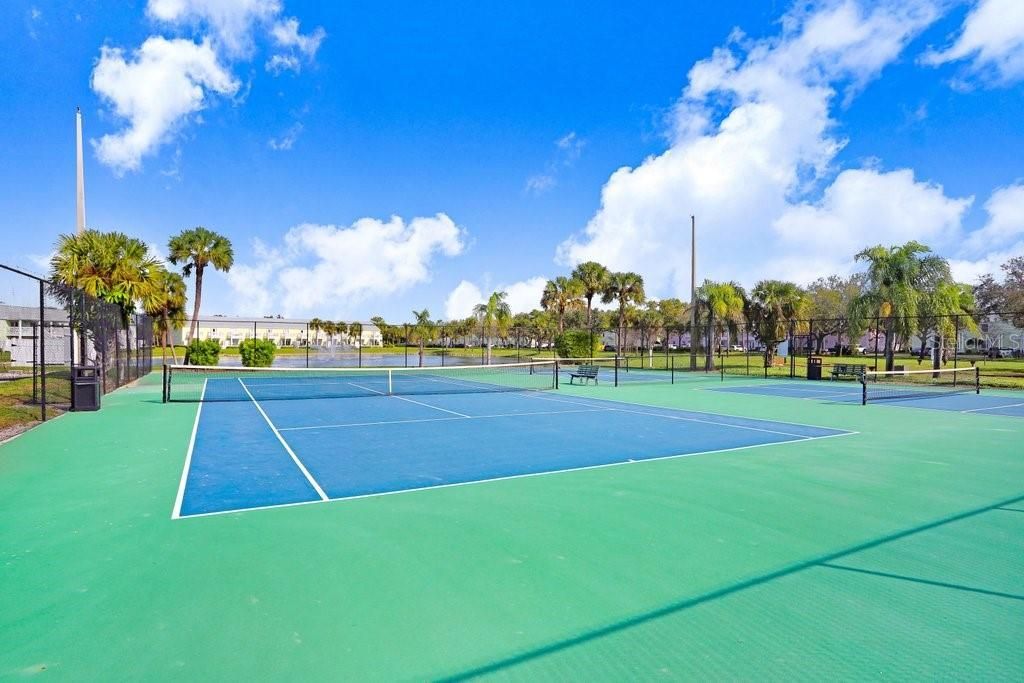 5012 Starfish Drive Se, Unit B, Saint Petersburg, FL 33705 Photo