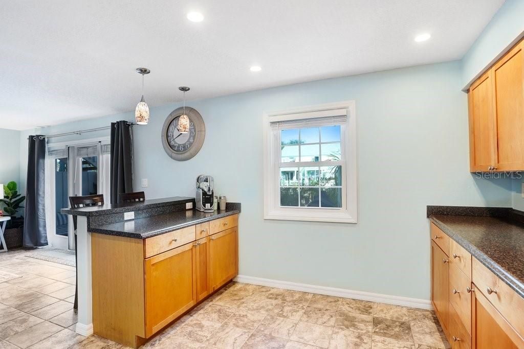 5012 Starfish Drive Se, Unit B, Saint Petersburg, FL 33705 Photo