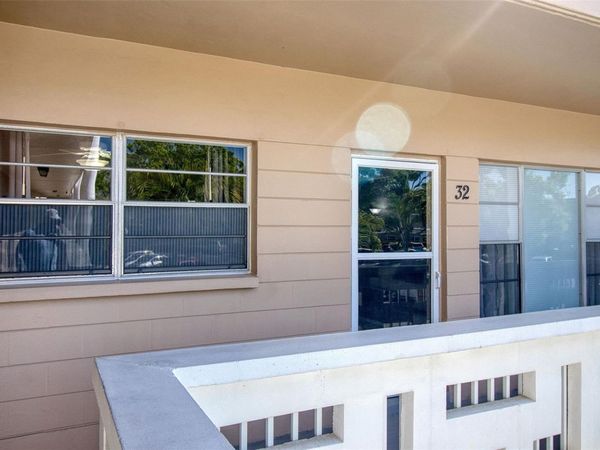 2436 RHODESIAN DRIVE, Unit 32, CLEARWATER, FL 33763