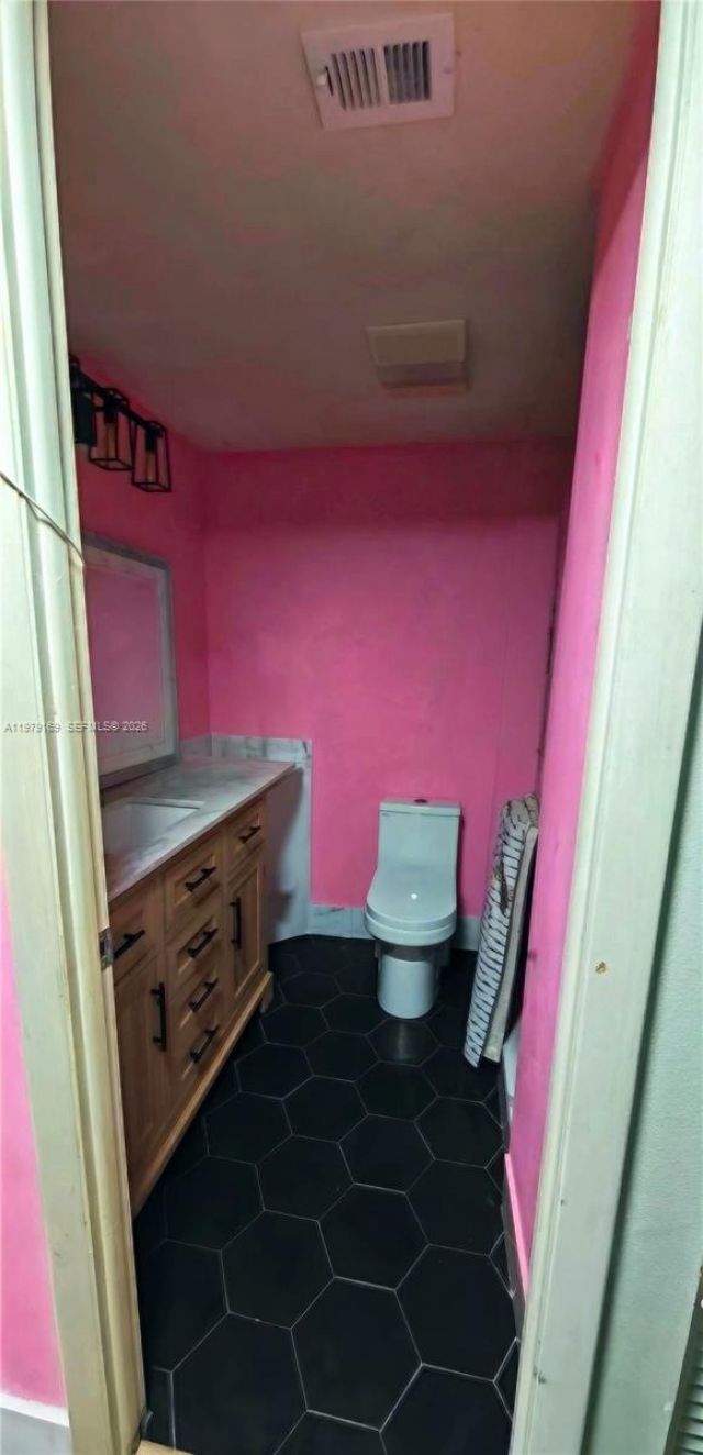 2802 N 46 Ave , Unit 520B, Hollywood, FL 33021 Photo