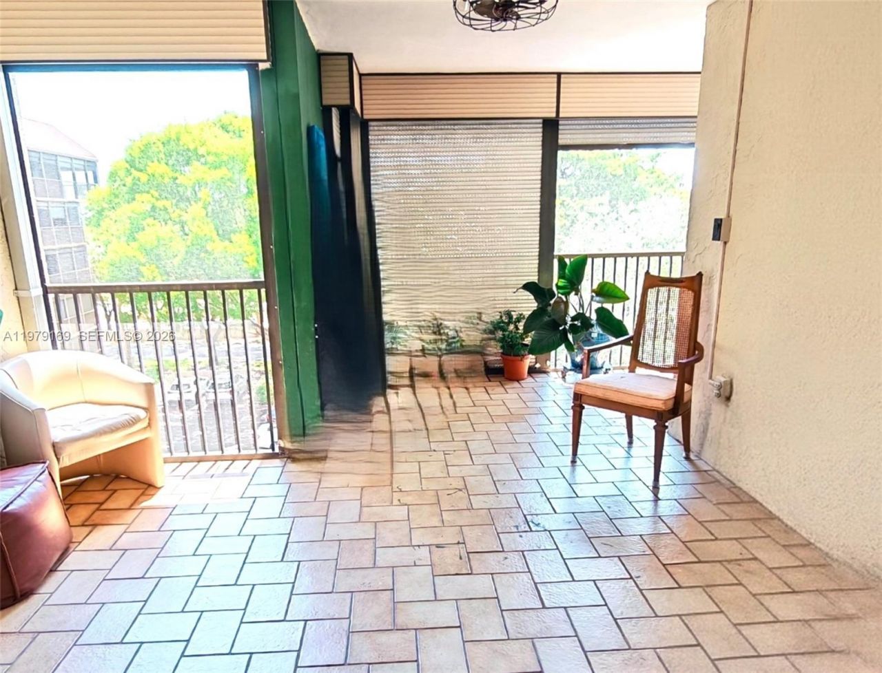 2802 N 46 Ave , Unit 520B, Hollywood, FL 33021 Photo