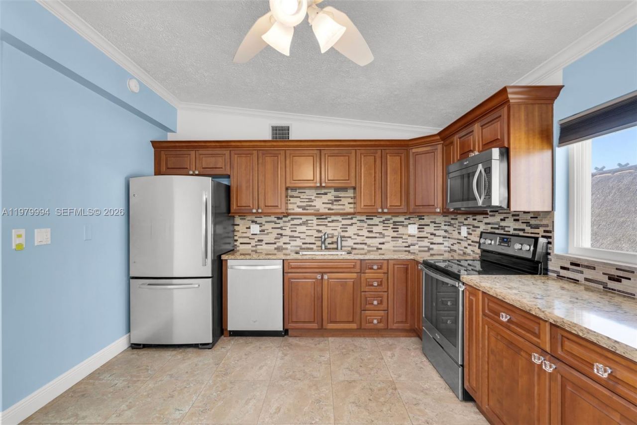 527 Sound Dr , Key Largo, FL 33037 Photo