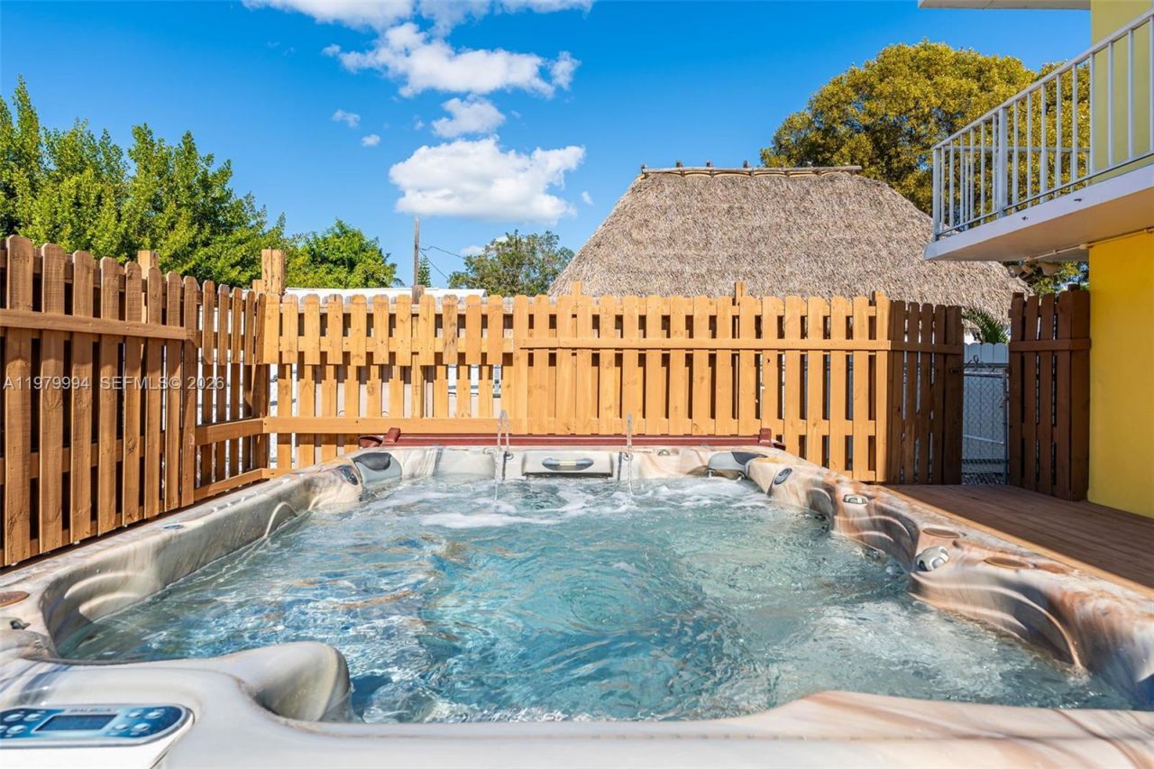 527 Sound Dr , Key Largo, FL 33037 Photo