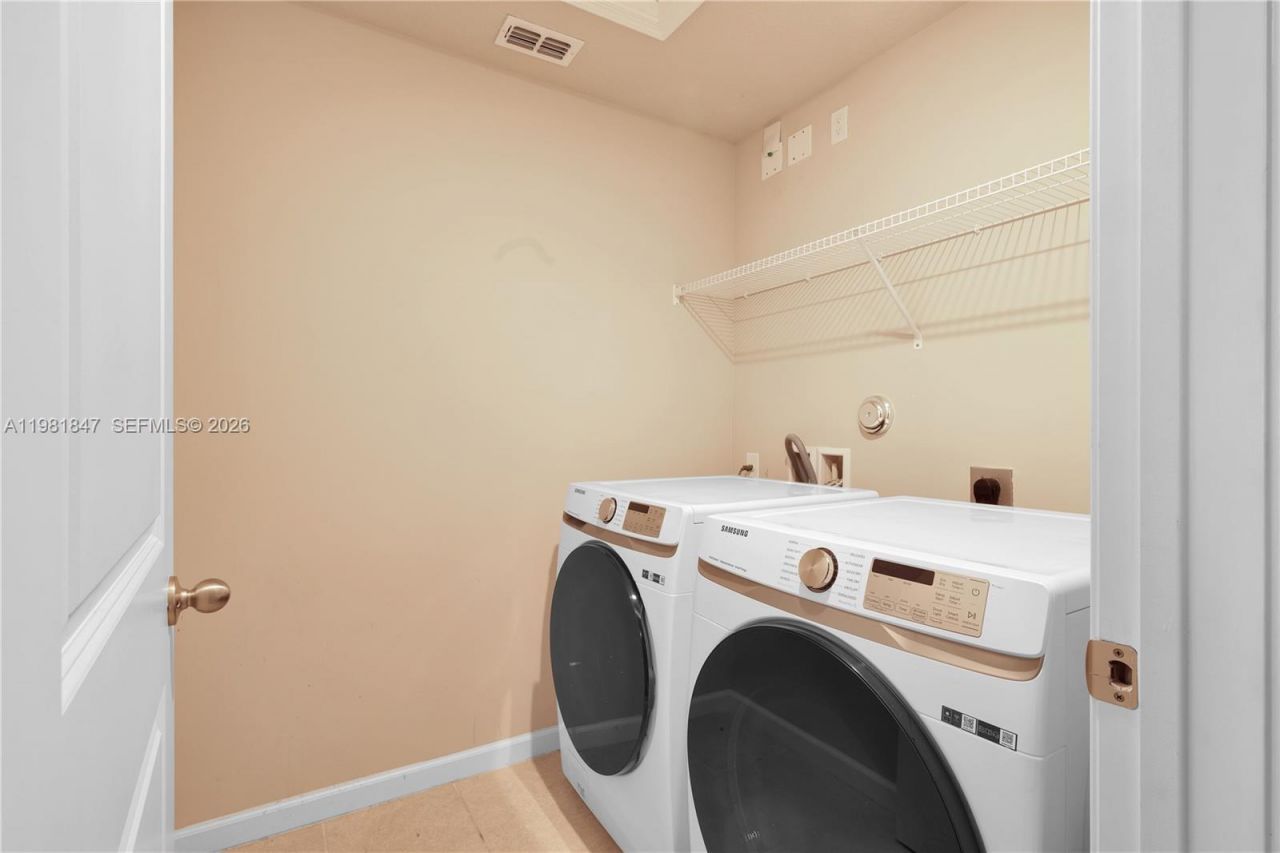 1761 Lindley St, Mangonia Park, FL 33407 Photo