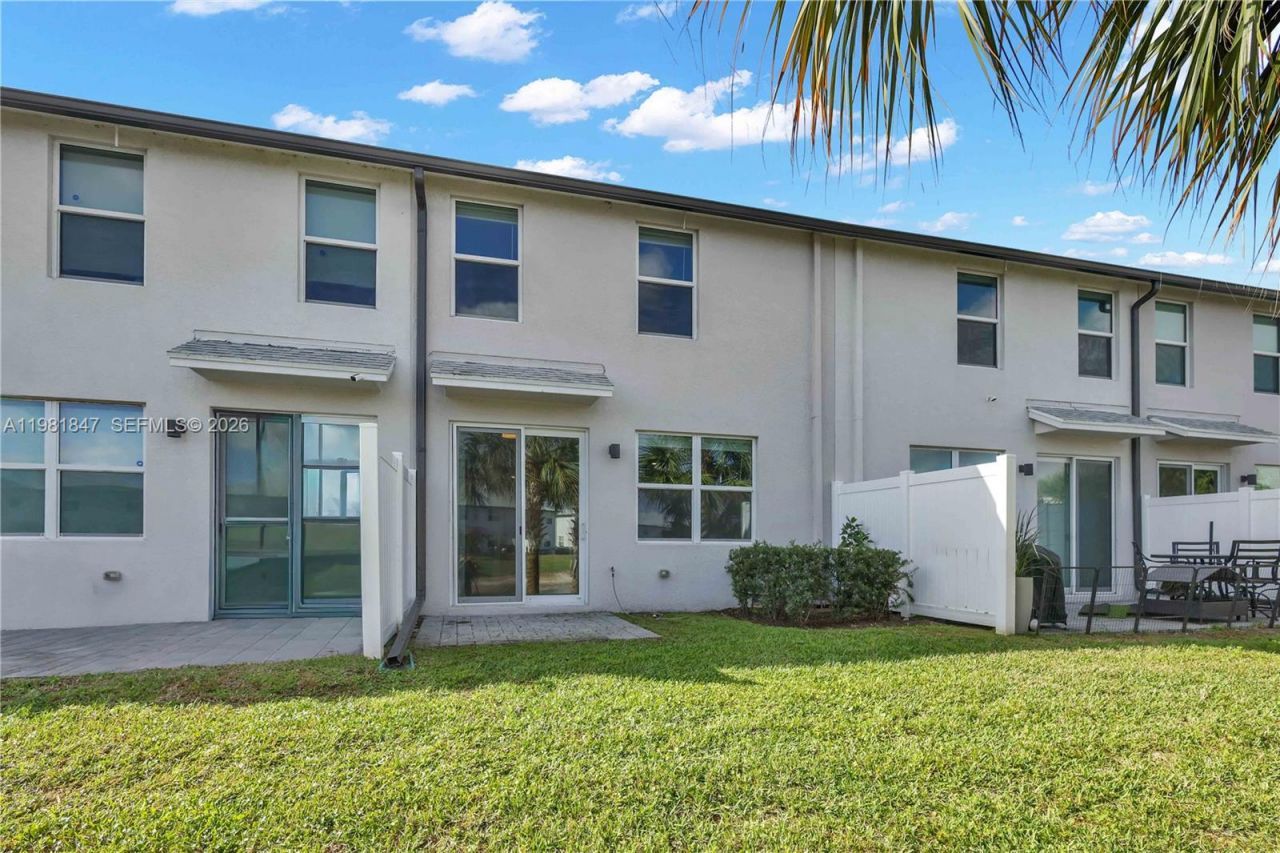 1761 Lindley St, Mangonia Park, FL 33407 Photo