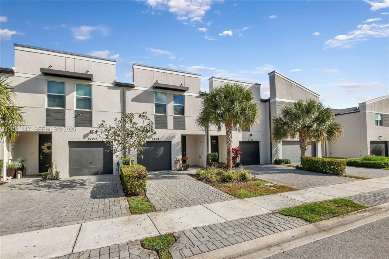 1761 Lindley St, Mangonia Park, FL 33407 Photo