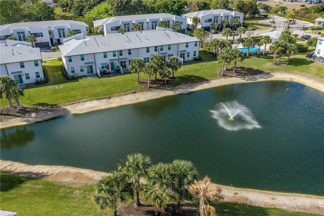 1761 Lindley St, Mangonia Park, FL 33407 Photo