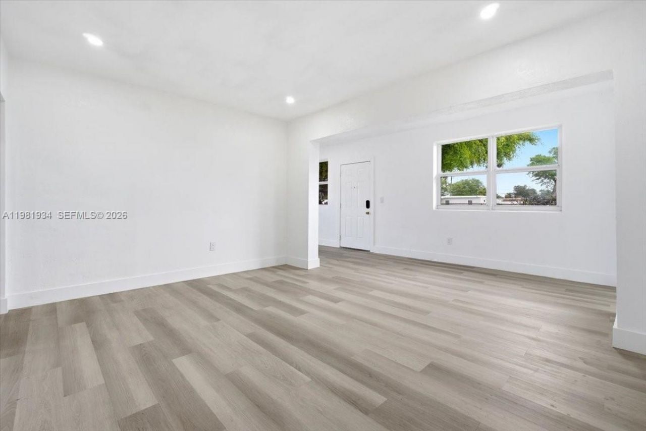 16240 NW 22nd Ave , Miami Gardens, FL 33054 Photo