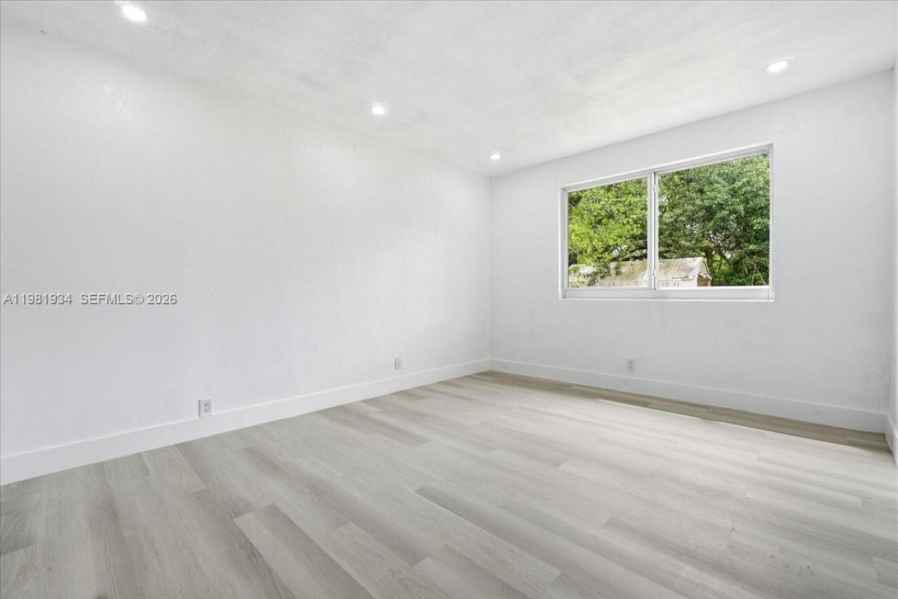 16240 NW 22nd Ave , Miami Gardens, FL 33054 Photo