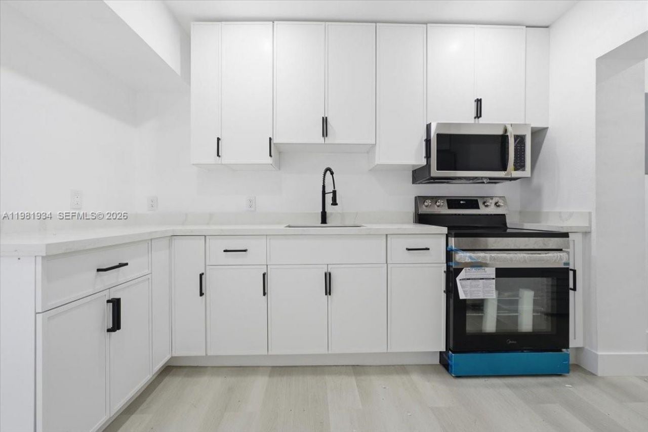 16240 NW 22nd Ave , Miami Gardens, FL 33054 Photo