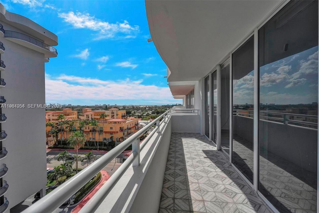 8911 Collins Ave , Unit 703, Surfside, FL 33154 Photo