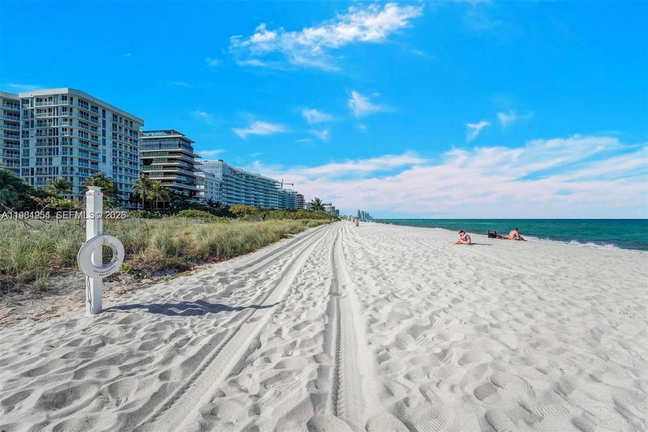 8911 Collins Ave , Unit 703, Surfside, FL 33154 Photo