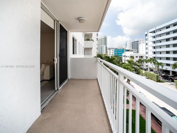 1665 Bay Rd , Unit 421, Miami Beach, FL 33139