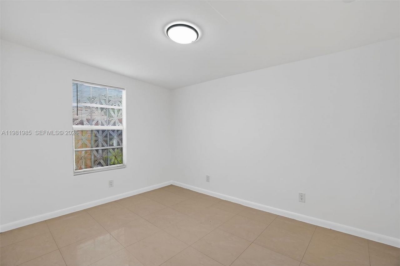 6761 SW 13th Ter, Unit 1, Miami, FL 33144 Photo