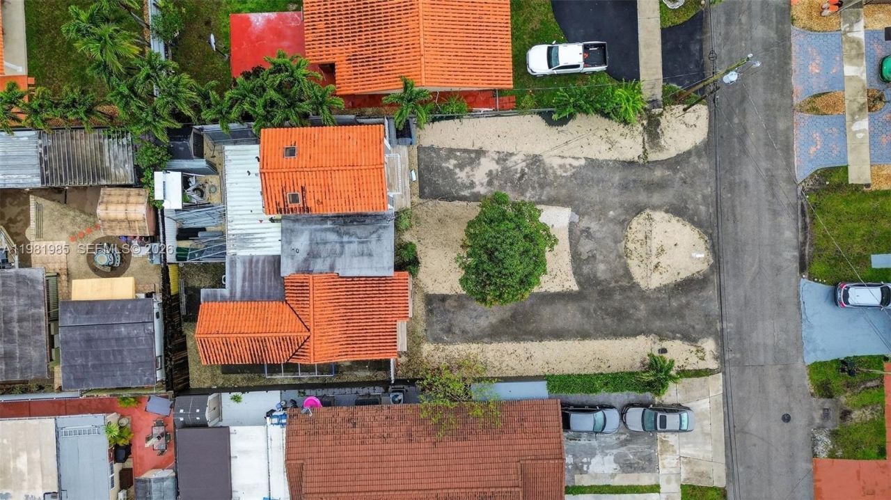 6761 SW 13th Ter, Unit 1, Miami, FL 33144 Photo