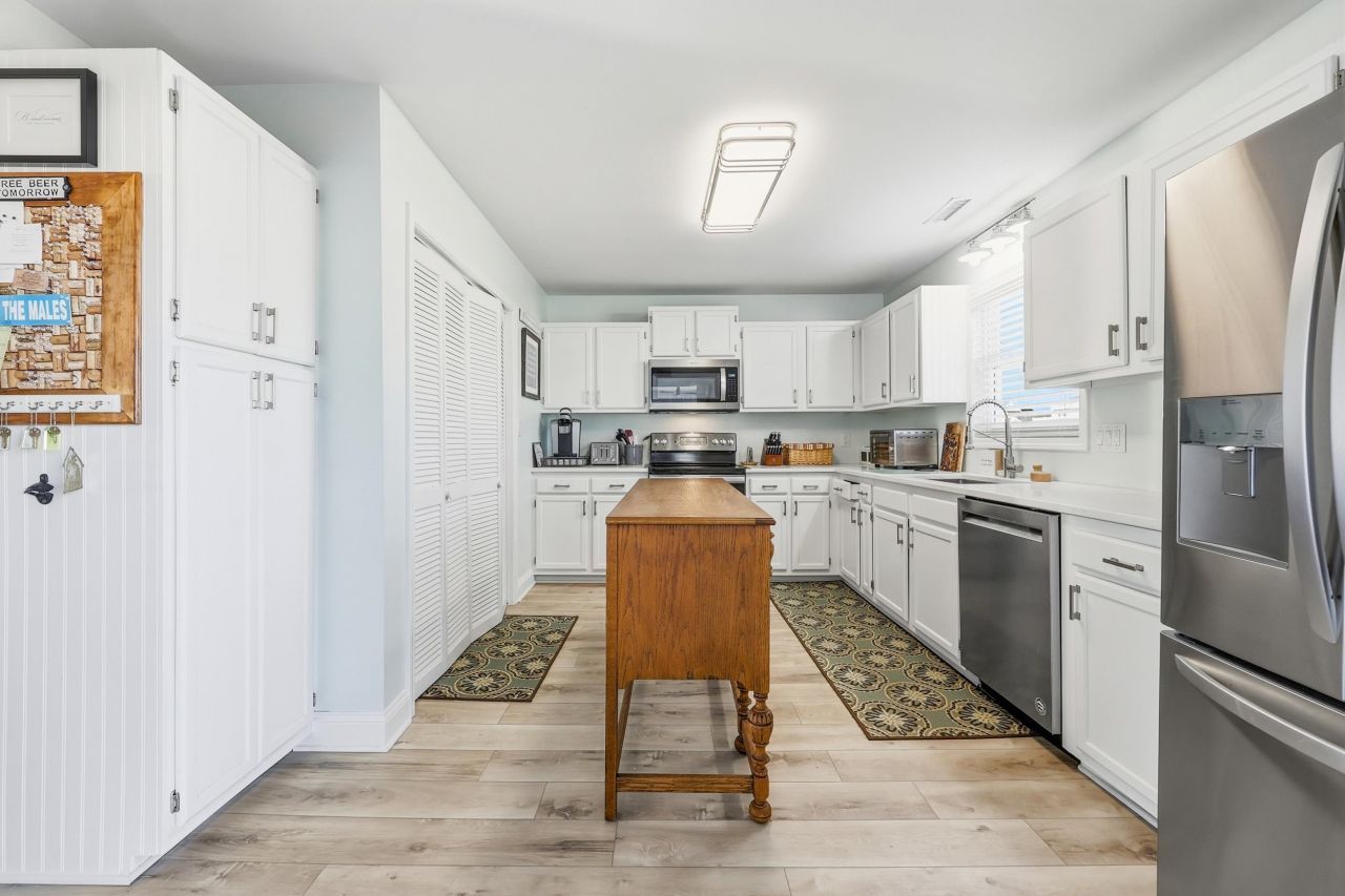 306 57th Ave. N Photo 17