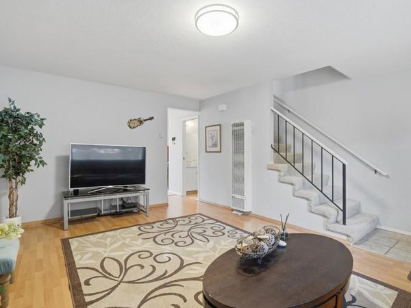 205 Del Valle Cir, El Sobrante, CA 94803