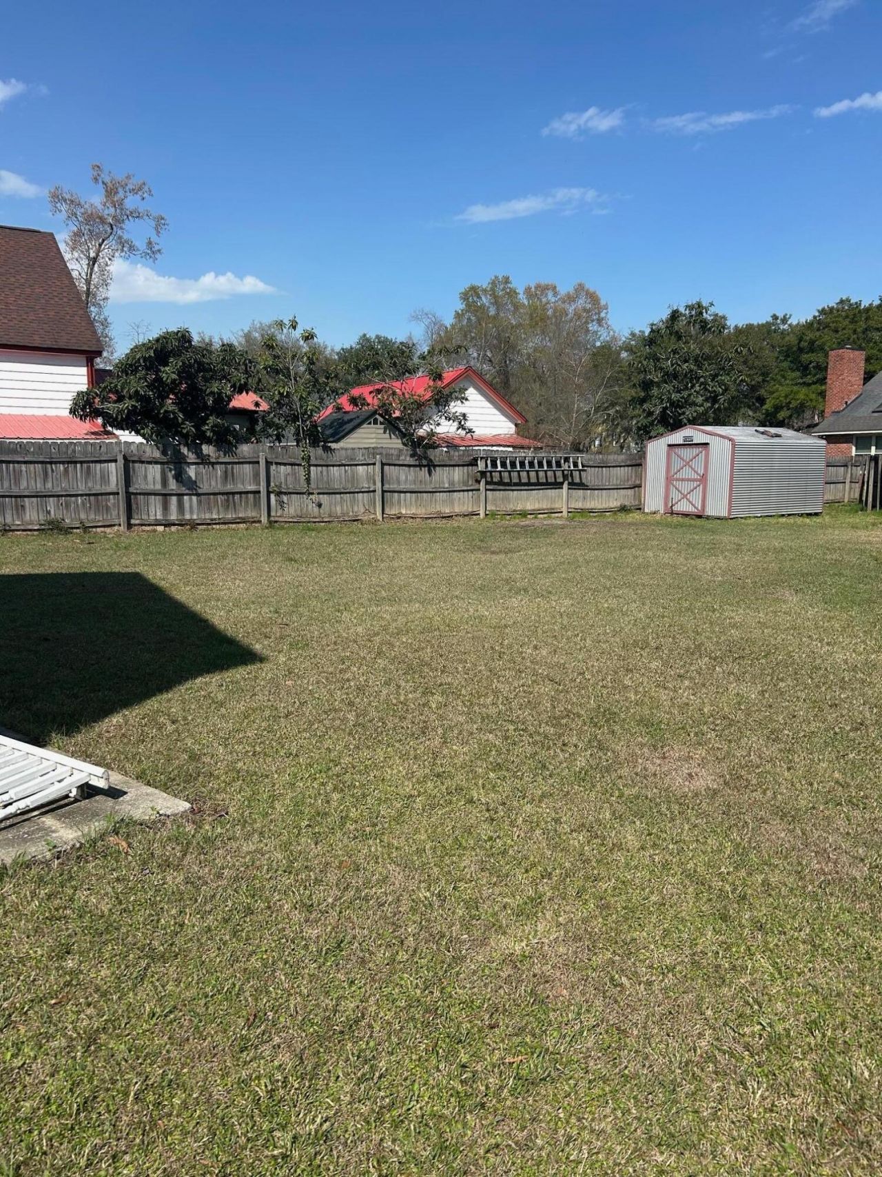 2 Manor Boulevard Photo 5