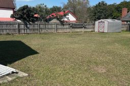 2 Manor Boulevard photo 4