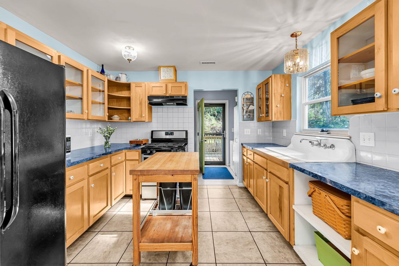 1014 Benton Bnd Road Photo 10