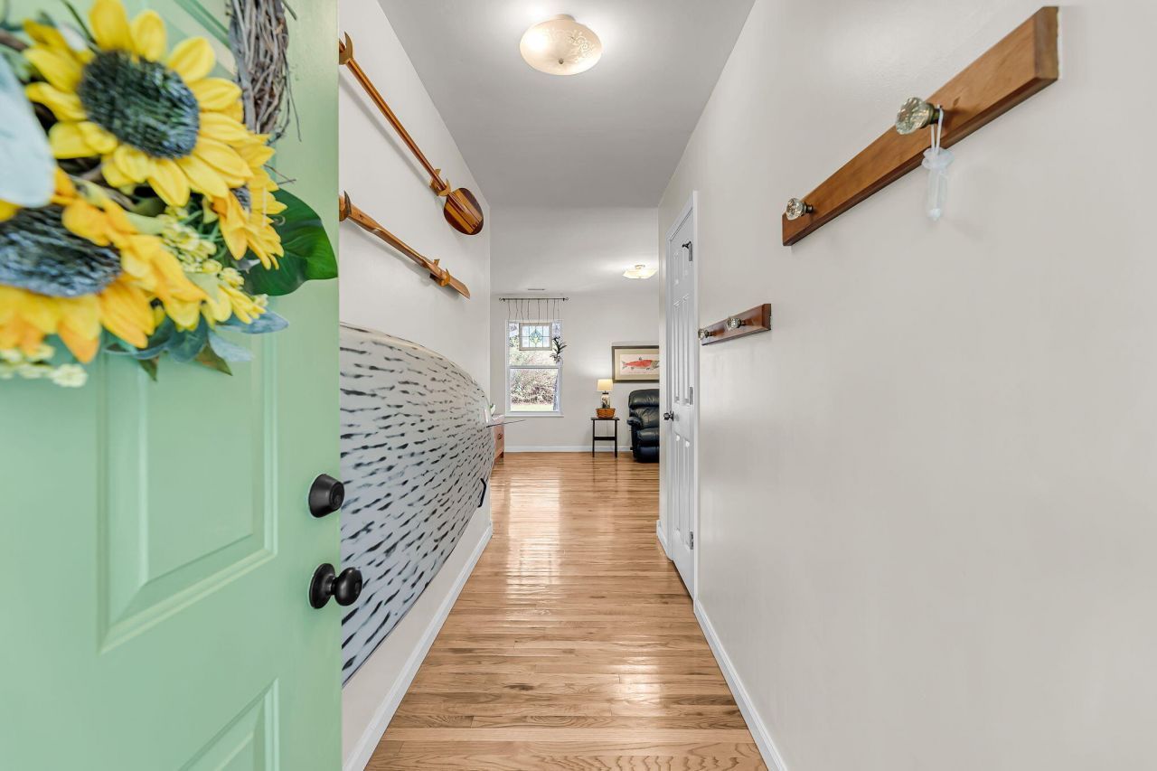 1014 Benton Bnd Road Photo 5