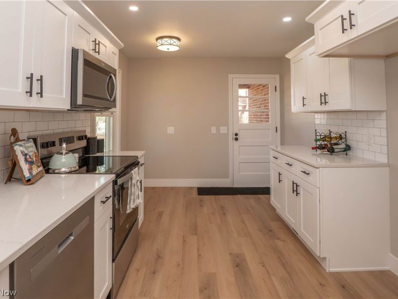 2849 Wise Avenue NW, Canton, OH 44708 Photo 11