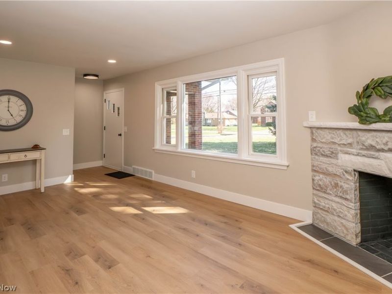 2849 Wise Avenue NW, Canton, OH 44708 Photo 3