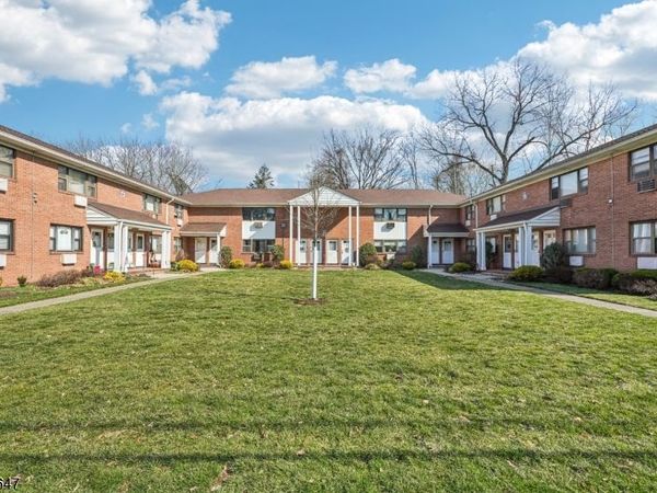 21 Colonial Dr, Little Falls, NJ 07424