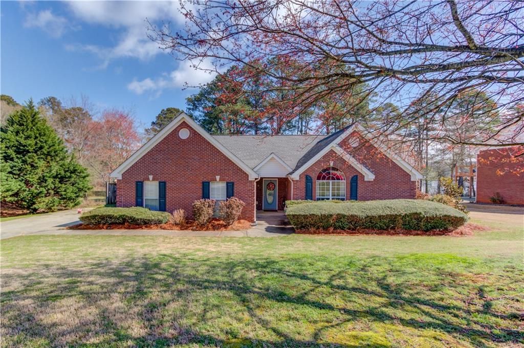 617 Teal Drive, Winder, GA 30680 Main Photo